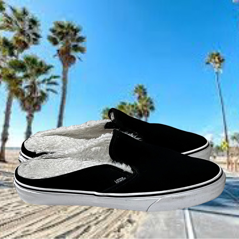 Vans Black Suede Slip On Sherpa Lined Mules Size 9.5